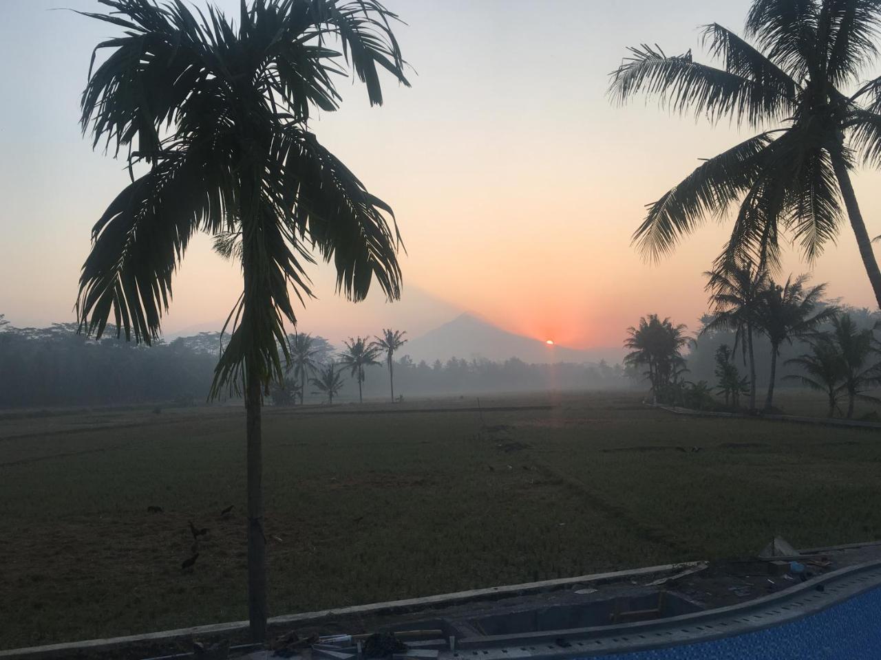 Gopalan Borobudur Hotel Magelang Esterno foto