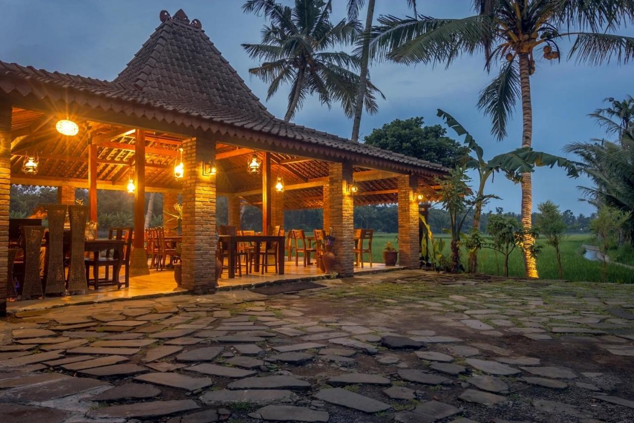 Gopalan Borobudur Hotel Magelang Esterno foto