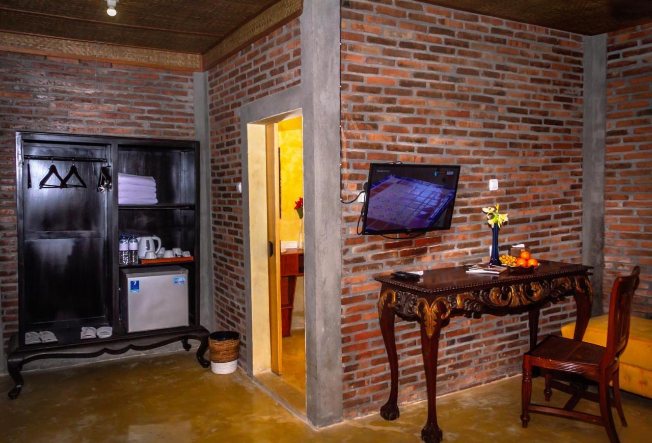 Gopalan Borobudur Hotel Magelang Esterno foto